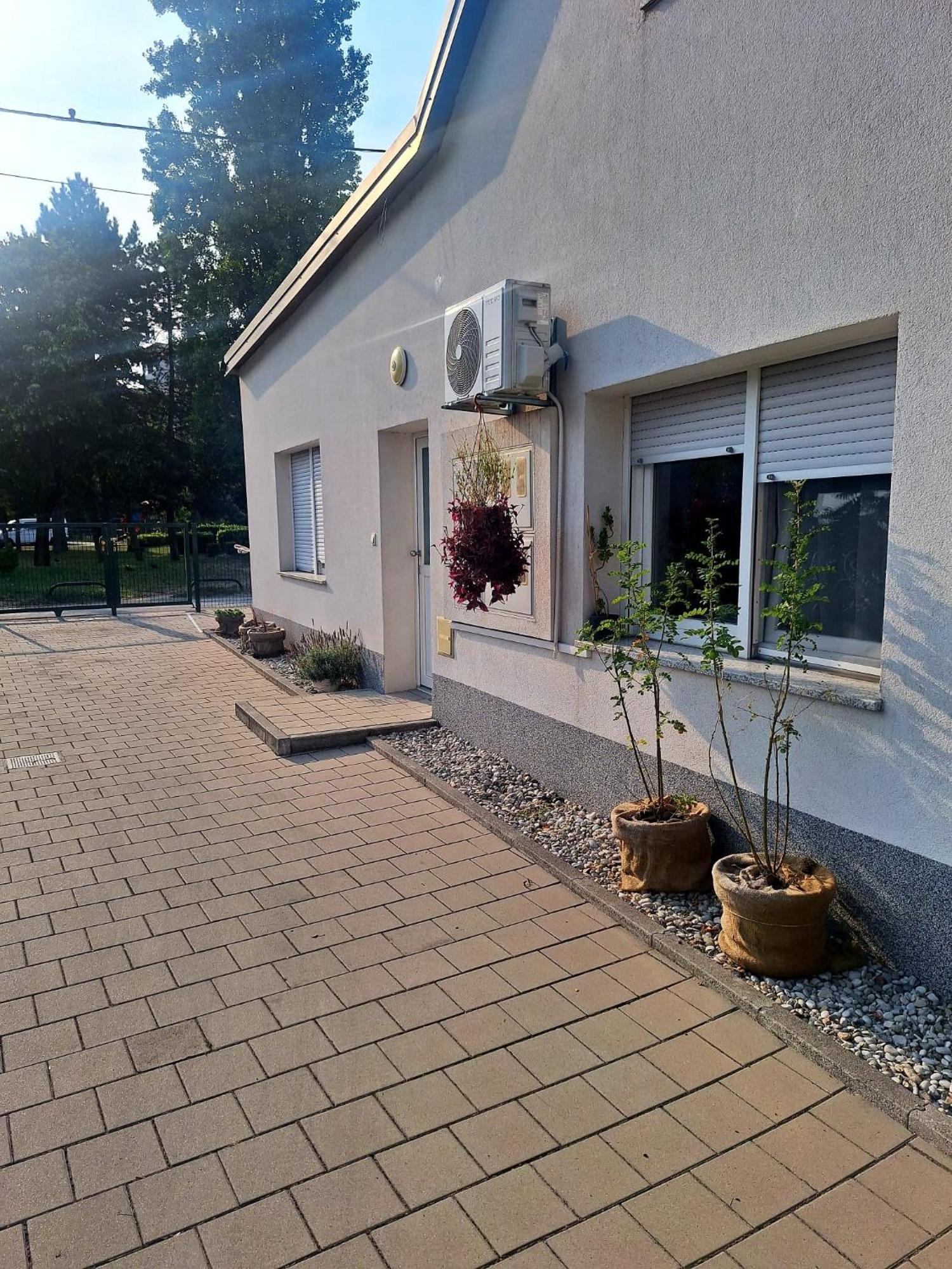 Studio Apartmani Louis I Lola Zagreb Exterior photo
